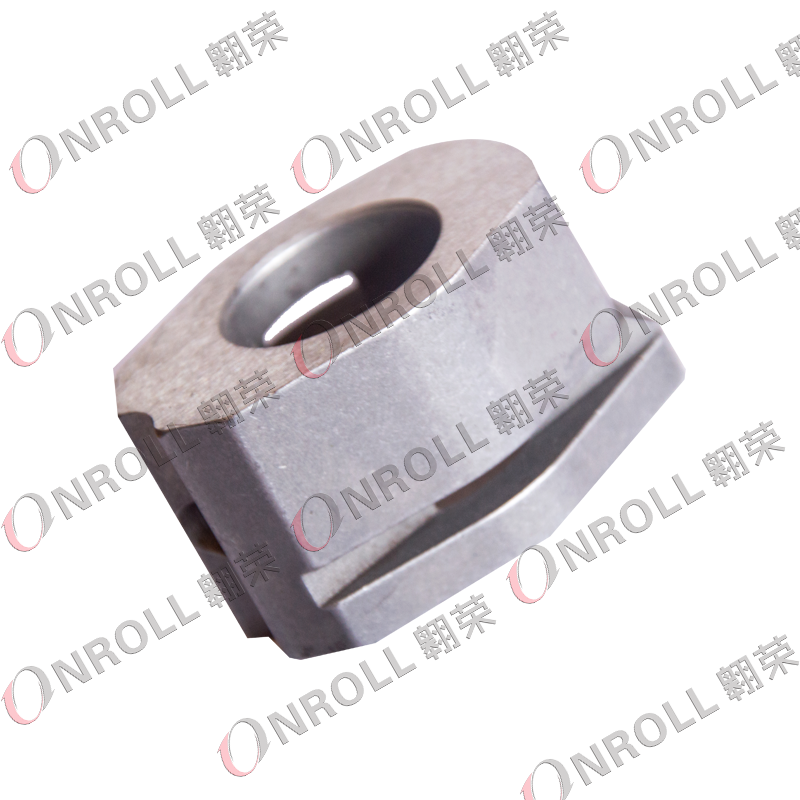 Self-locking interlocking block Self-locking interlocking block